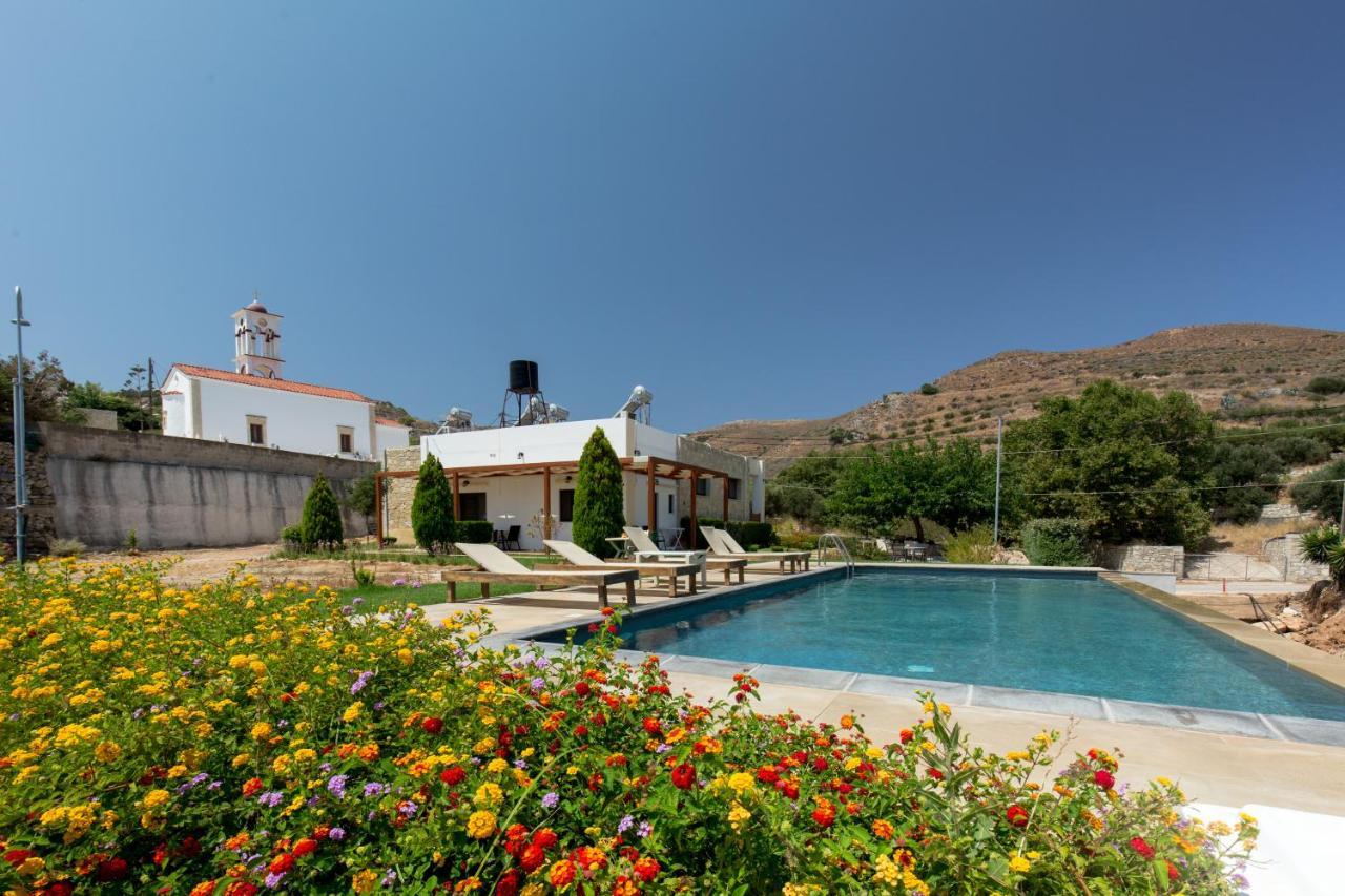 Agarathos Traditional Rooms - Pool - Kaliviani -On The Road To Balos Екстериор снимка