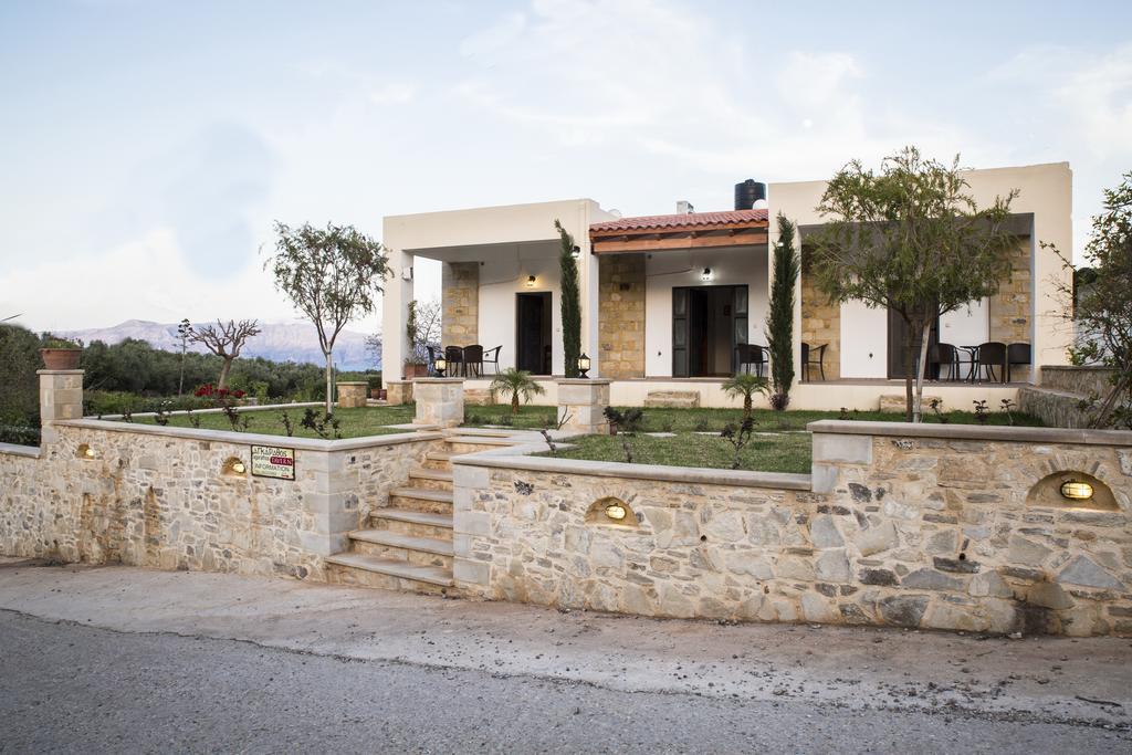 Agarathos Traditional Rooms - Pool - Kaliviani -On The Road To Balos Екстериор снимка