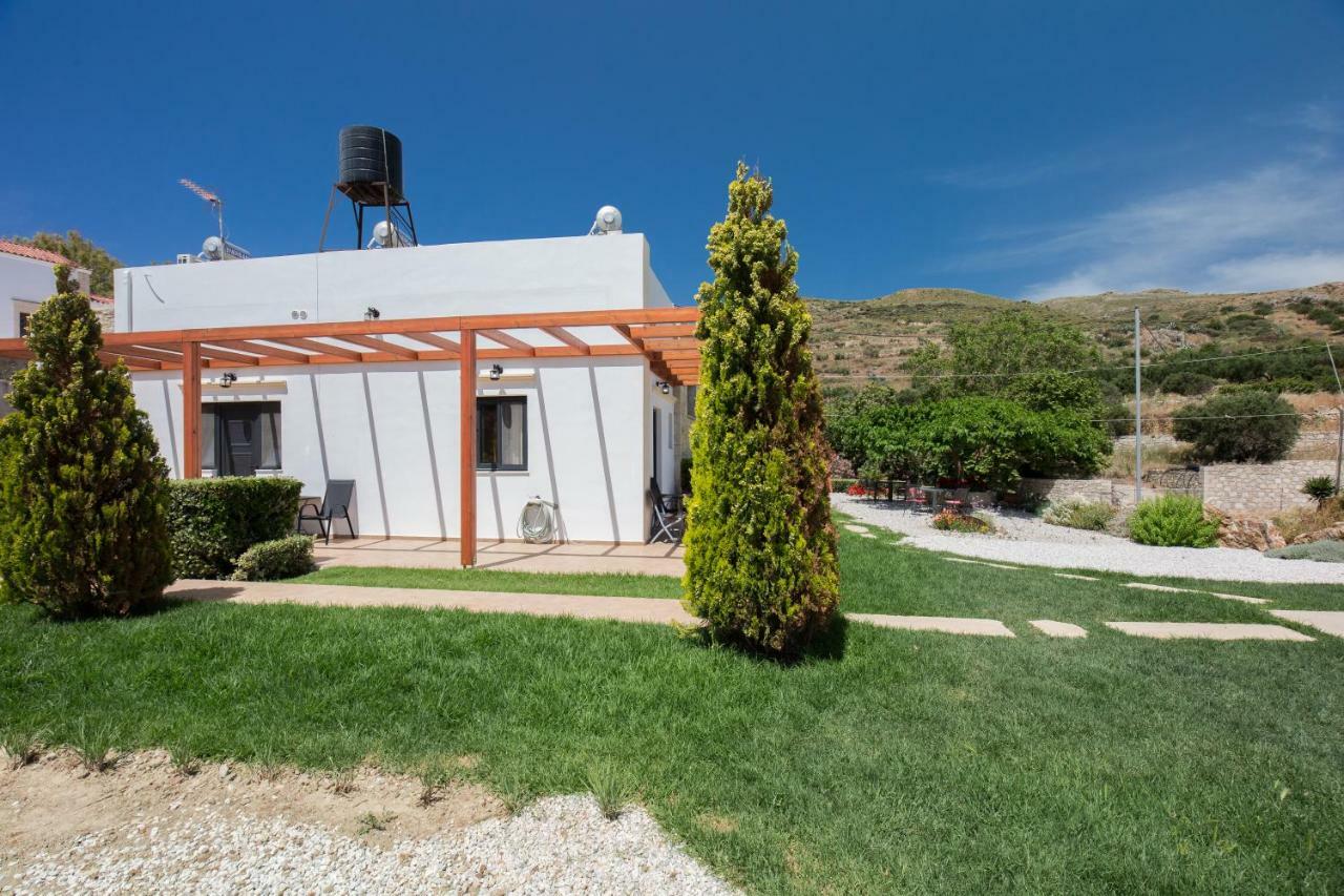Agarathos Traditional Rooms - Pool - Kaliviani -On The Road To Balos Екстериор снимка