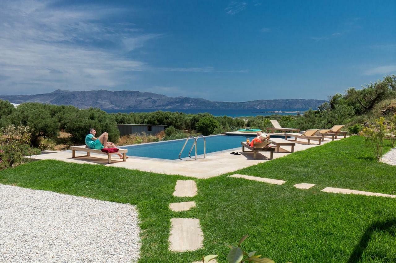 Agarathos Traditional Rooms - Pool - Kaliviani -On The Road To Balos Екстериор снимка